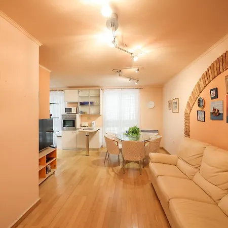 Zorica - 2 Bedroom In Centar アパート *