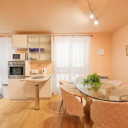 アパート Zorica - 2 Bedroom In Centar *